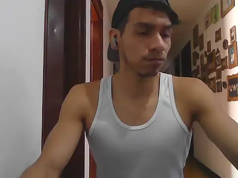 Patrick3 5556 online show from 03-20-26, 12:28