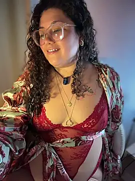 Snapshot of VanesssaMilf_ chatting on 07-01-26, 03:18 VanesssaMilf online show from 07-01-26, 03:18