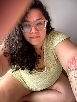 VanesssaMilf  online show from 03-25-26, 03:33