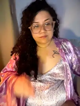 VanesssaMilf  online show from 04-15-26, 03:12