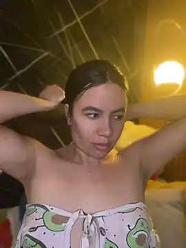 ValentinaEliot online show from 04-12-26, 01:31