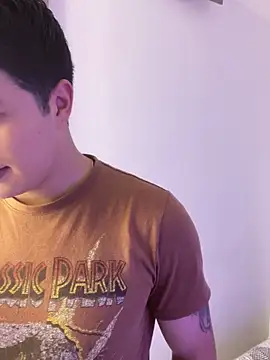 Goldenknight33 online show from 04-07-26, 02:30