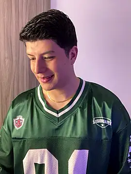 Goldenknight33 online show from 01-07-26, 03:28