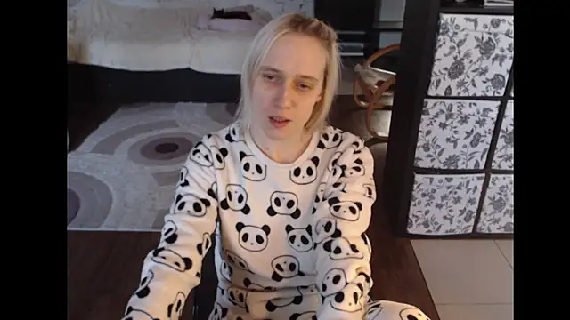 Sweet Shugar 4Daddy online show from 12-15-25, 09:15