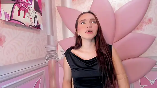 valeriecute18 online show from 04-13-26, 03:32