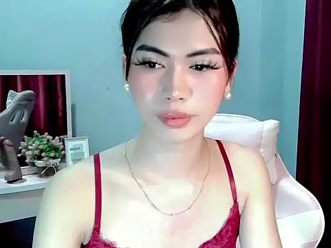 Ur hottestdella online show from 02-03-26, 06:33