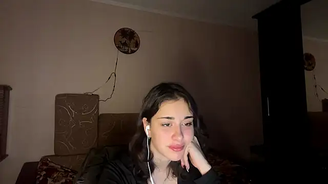 AnitraWackerbarth online show from 12-22-25, 09:15