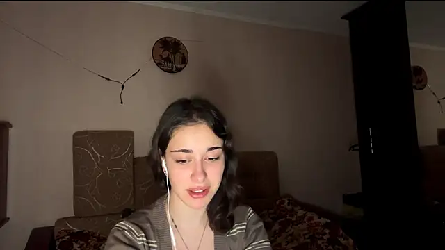 AnitraWackerbarth online show from 12-21-25, 09:37