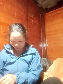 Snapshot of Amiluli chatting on 01-07-26, 10:04 Amiluli online show from 01-07-26, 10:04