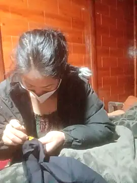 Snapshot of Amiluli chatting on 01-09-26, 10:55 Amiluli online show from 01-09-26, 10:55