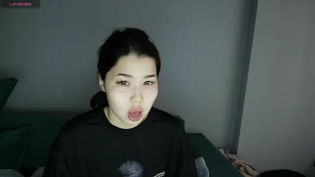 kimyjina online show from 05-18-26, 03:06