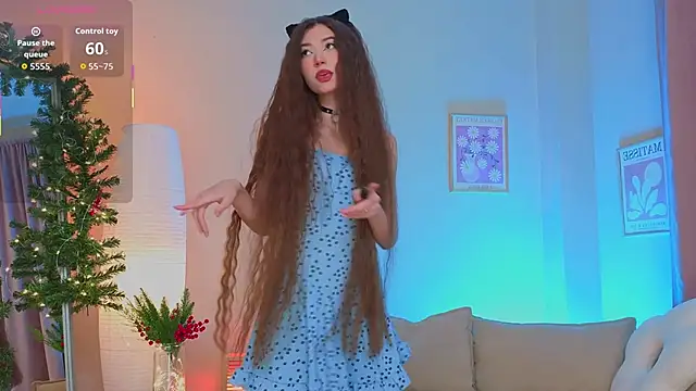 oliviaah  online show from 12-22-25, 03:12