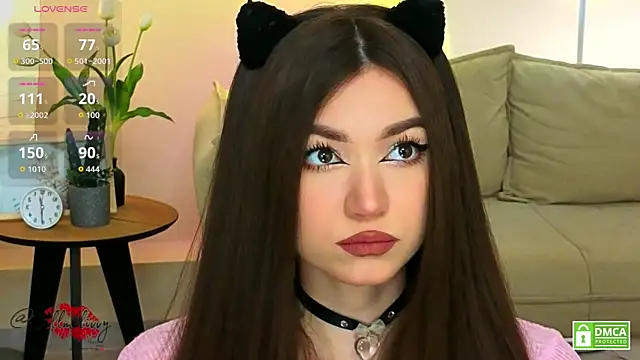 oliviaah  online show from 04-14-26, 03:06