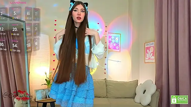 oliviaah  online show from 03-13-26, 03:17