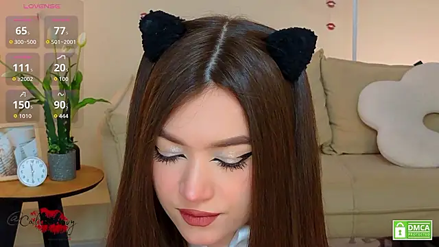 oliviaah  online show from 03-27-26, 03:13