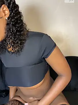 Thick Lucia online show from 01-31-26, 07:45