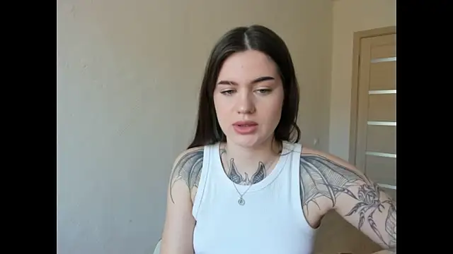 NikkieKitty online show from 03-31-26, 11:34