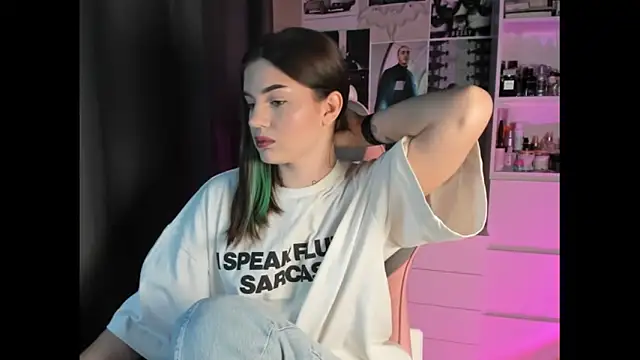 NikkieKitty online show from 02-13-26, 02:17