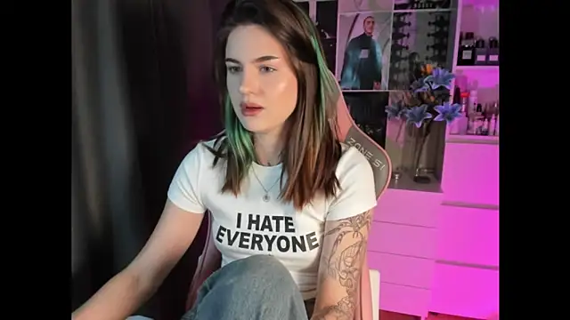 NikkieKitty online show from 03-12-26, 10:08