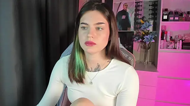 NikkieKitty online show from 03-17-26, 04:10