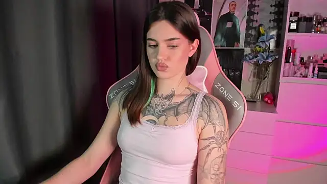 NikkieKitty online show from 03-21-26, 04:11