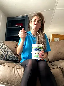 CelestialRuby online show from 10-11-25, 02:40