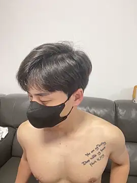 kimze7 online show from 12-17-25, 04:23