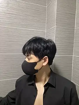 kimze7 online show from 04-05-26, 02:46