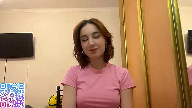 StacieLaudadio online show from 12-15-25, 02:12