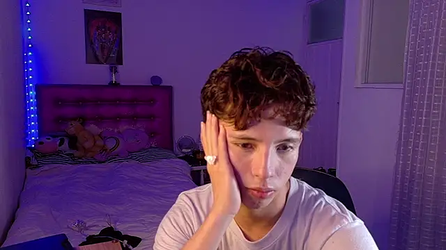 Snapshot of Dani_Dancer chatting on 02-06-26, 11:01 Dani Dancer online show from 02-06-26, 11:01