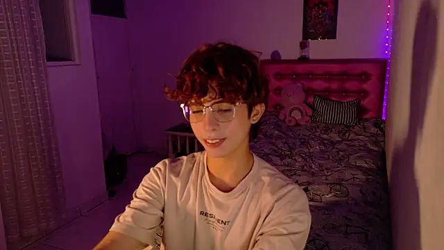 Snapshot of Dani_Dancer chatting on 01-10-26, 12:50 Dani Dancer online show from 01-10-26, 12:50