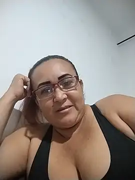 Nini Love  online show from 04-01-26, 03:08