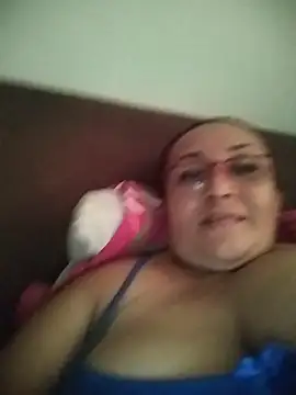 Nini Love  online show from 04-11-26, 08:12