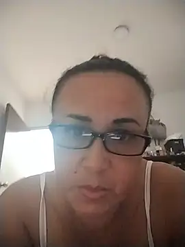 Nini Love  online show from 07-13-26, 01:32