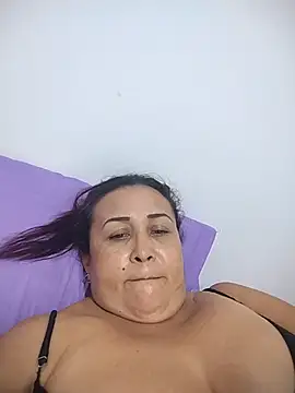 Nini Love  online show from 07-04-26, 06:09