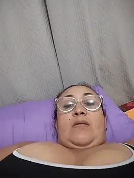 Nini Love  online show from 02-18-26, 02:20