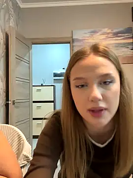 Snapshot of findwayout chatting on 12-22-25, 01:22 findwayout online show from 12-22-25, 01:22