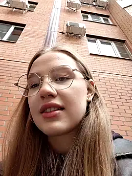 findwayout online show from 04-18-26, 07:33