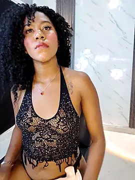 CaramelDesire online show from 04-21-26, 01:42