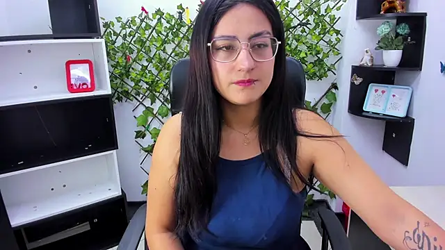 sophi hardd  online show from 02-27-26, 02:39