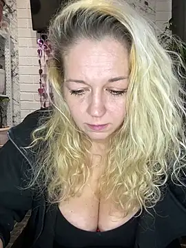 JenniferCarmen online show from 03-10-26, 02:59