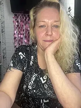 JenniferCarmen online show from 02-26-26, 08:58