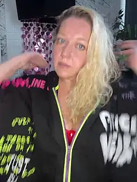 JenniferCarmen online show from 02-28-26, 10:15