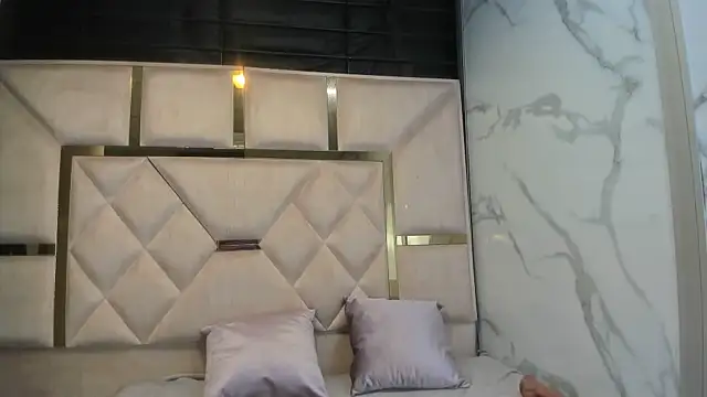 IssysLeBlanc online show from 01-18-26, 08:51