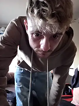 Dejvvvv95 online show from 03-03-26, 05:09