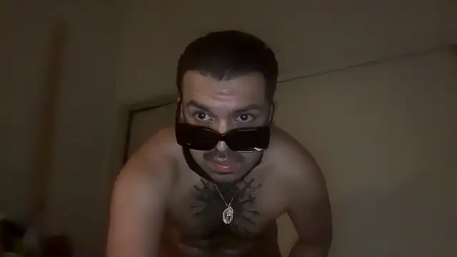 Snapshot of angelblanco chatting on 02-17-26, 08:28 angelblanco online show from 02-17-26, 08:28