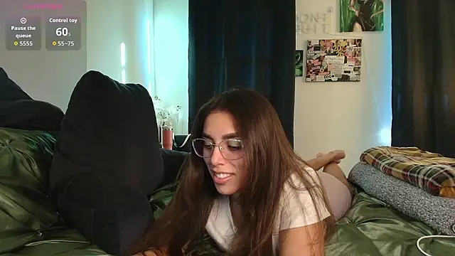 MilaSeren online show from 03-10-26, 01:09