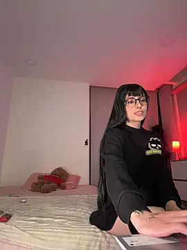BelaXMeganOfficial online show from 12-17-25, 04:39
