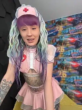 Tattoo  Moon online show from 05-12-26, 12:51
