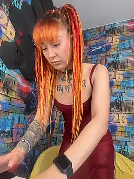 Snapshot of Tattoo__Moon chatting on 02-24-26, 01:17 Tattoo Moon online show from 02-24-26, 01:17